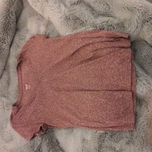 Heather pink tee